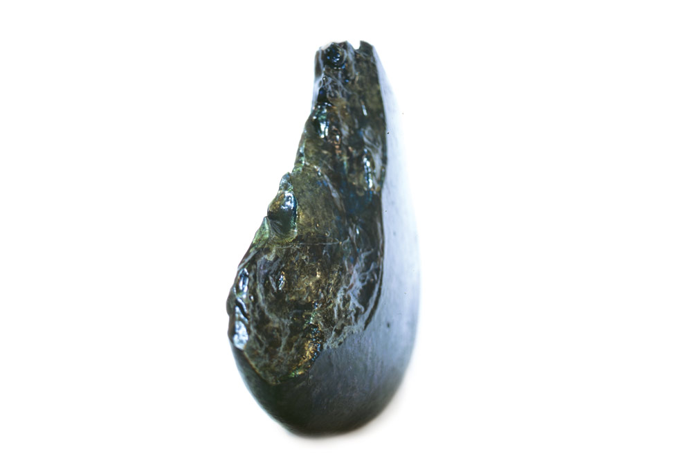 Stone, 2006, Oil and Nail Polish on Ceramic, L.19 in. / 48.3 cm [#SS06SC003]